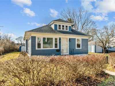 31 Park Blvd, West Warwick, RI, 02893