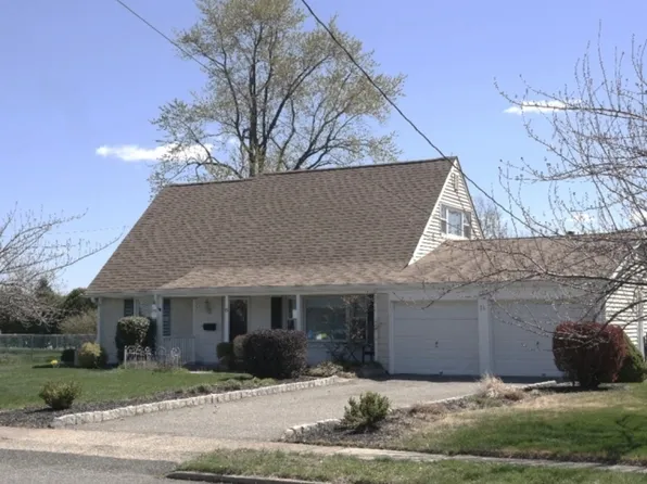 13 Summerall Rd, Franklin Twp., NJ 08873