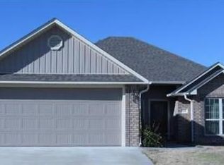 518 Black Creek Ln, Hackett, AR 72937