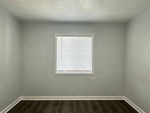 Bedroom - LED light fixture