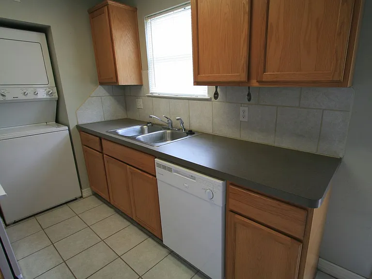 4402 Boyett St #A-D — Photo 6