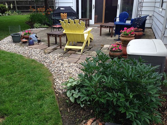 4th image of 5924 Louis Dr