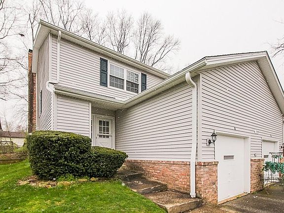 4th image of 1770 Rolling Hills Dr
