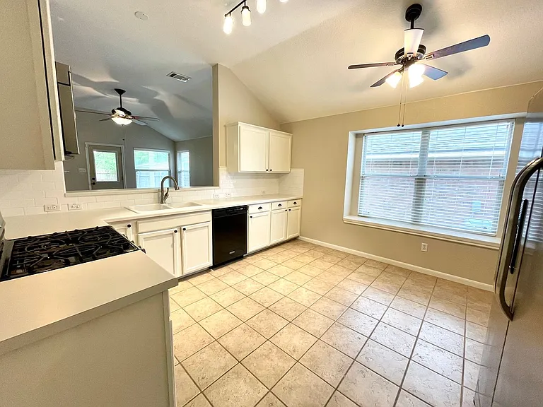 228 Chandler Crossing Trl — Photo 7