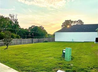 6642 Oak Crossing Dr, Baton Rouge, LA 70817