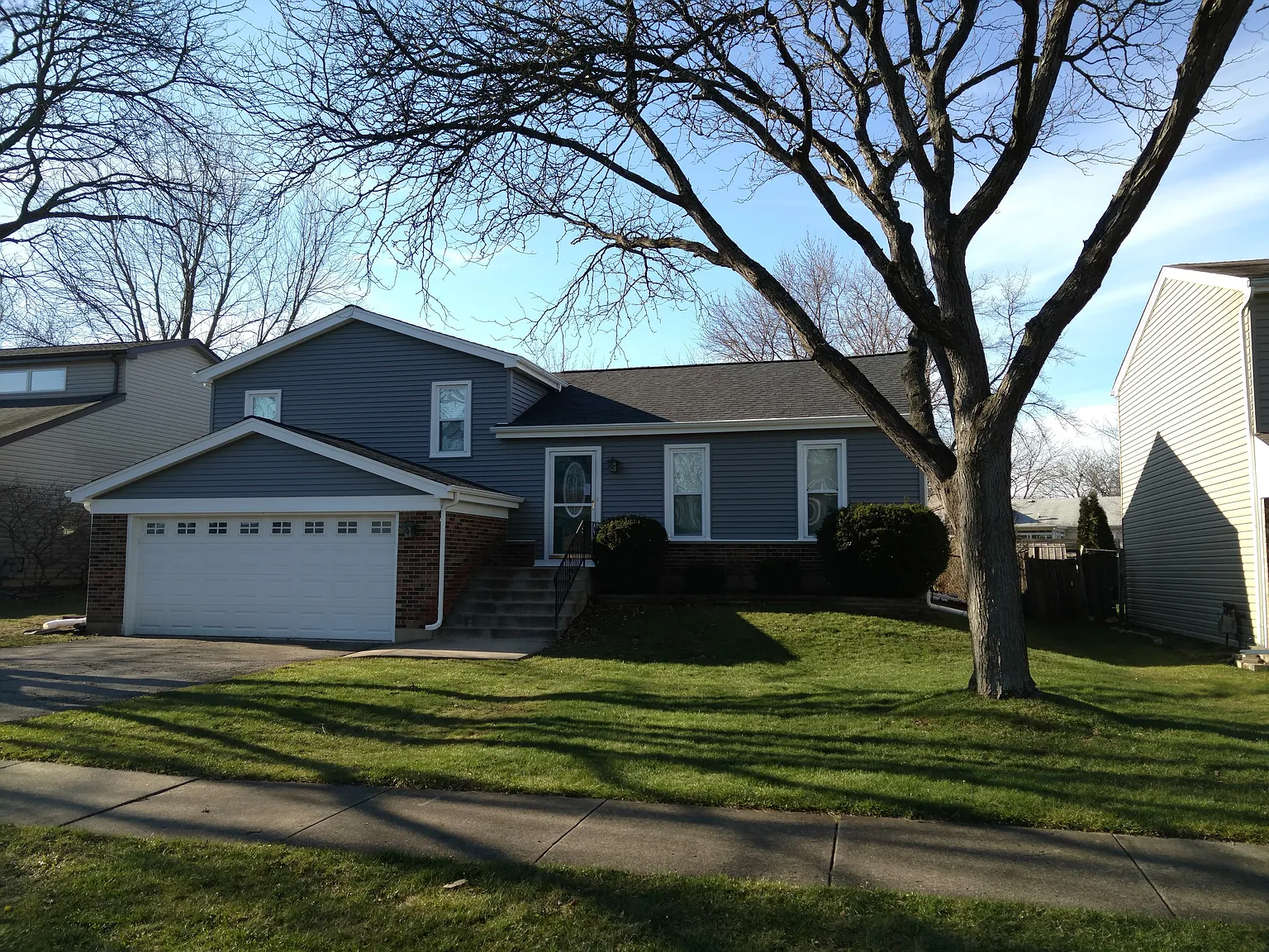588 Iroquois Trl photo 1