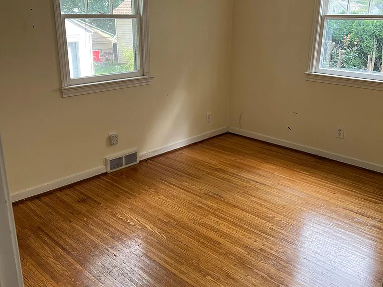 76 Westview Ter — Photo 10