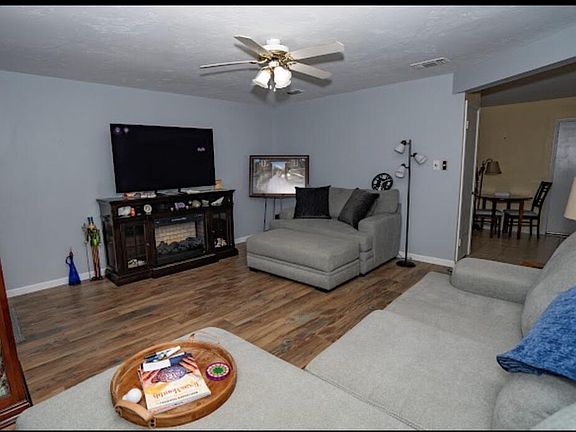 5th image of 1302 S Gary Ave