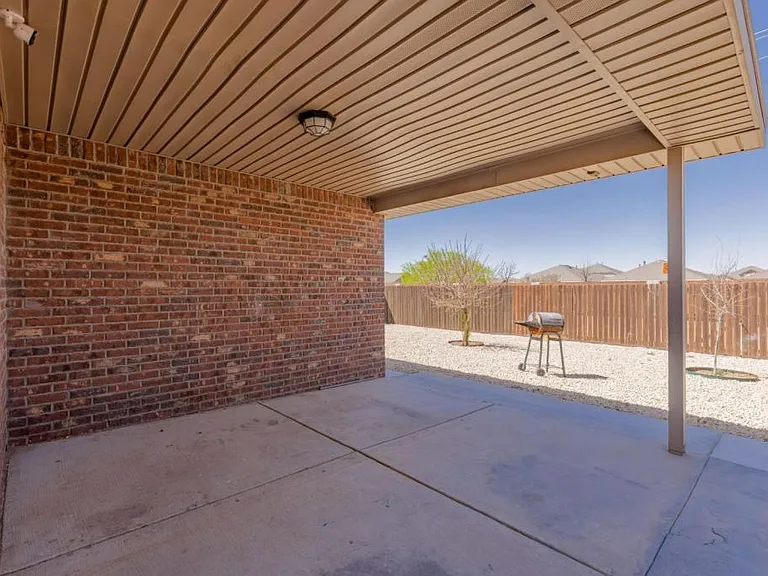 711 Candlestick Dr — Photo 16