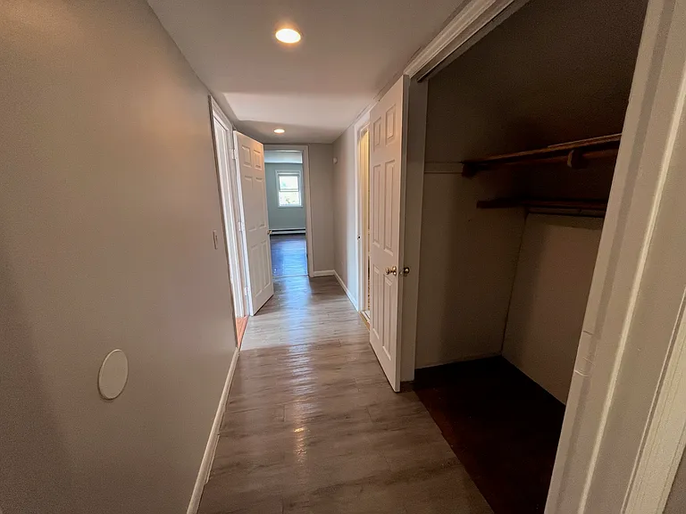 201 Main St #4 — Photo 10