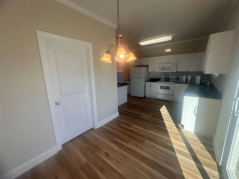 399 N New River Dr #C — Photo 12