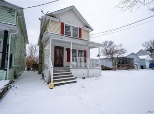 17 Harold Pl, Lancaster, NY 14086