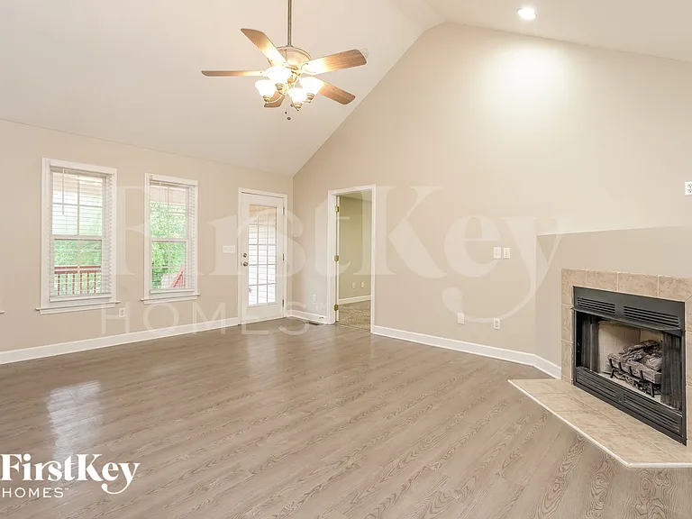 4767 Audrey Dr — Photo 3