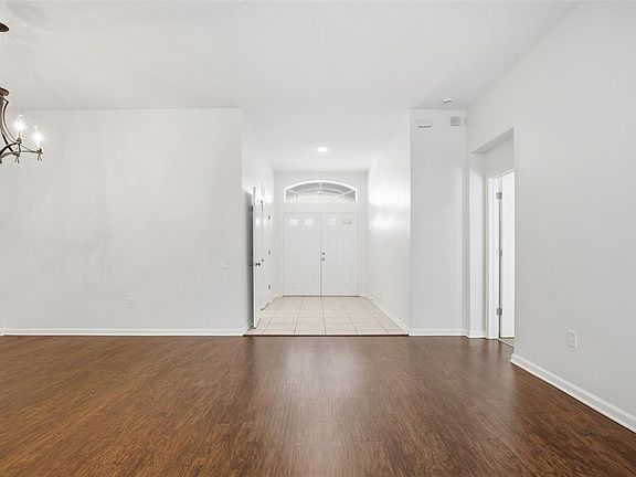 3rd image of 5110 Rushbrook Rd