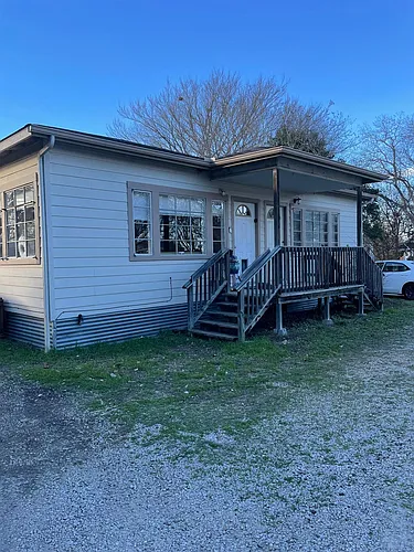 108 Austin St #A Photo 1