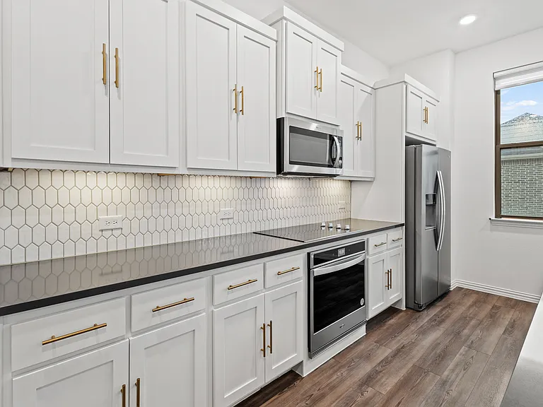 7521 Laburnam Rd — Photo 17