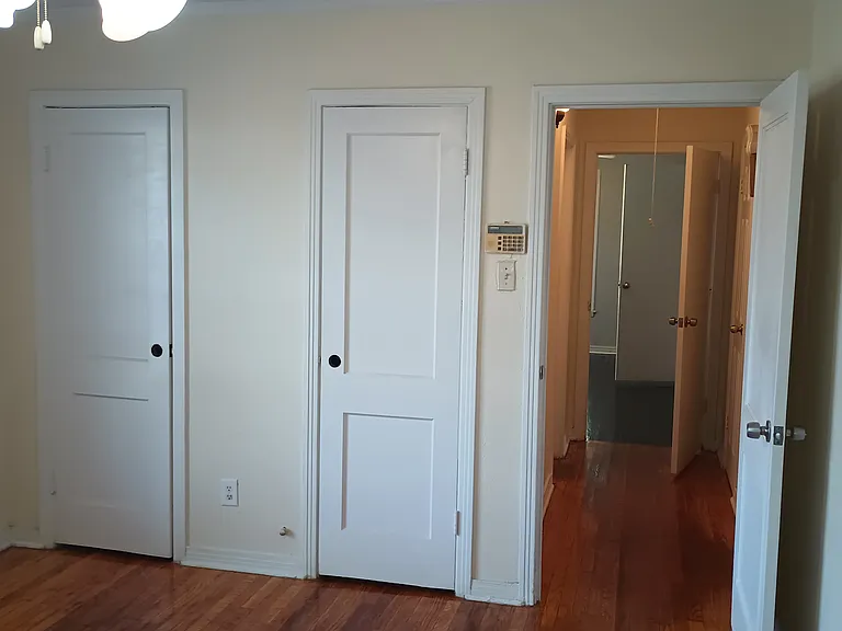 3717 Myrtle St — Photo 9