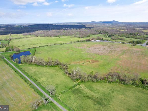 2 James Monroe Hwy, Leesburg, VA 20176