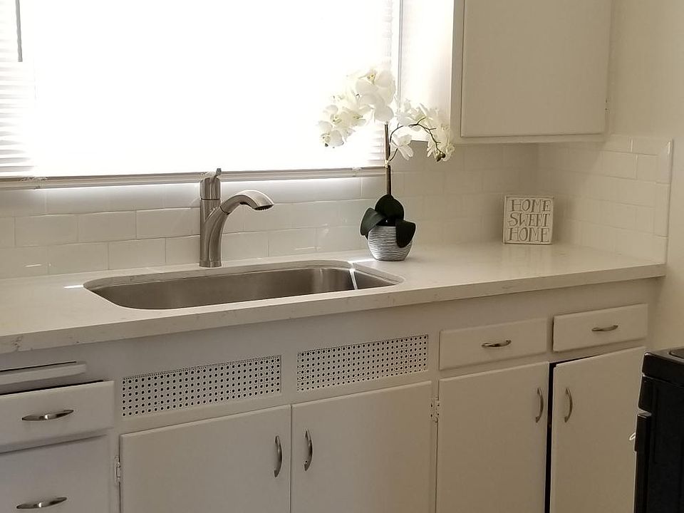 1st image of 130 Roycroft Ave APT 301