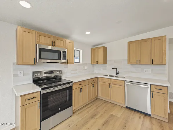 2518 S Del Valle Ave, Tucson, AZ 85711