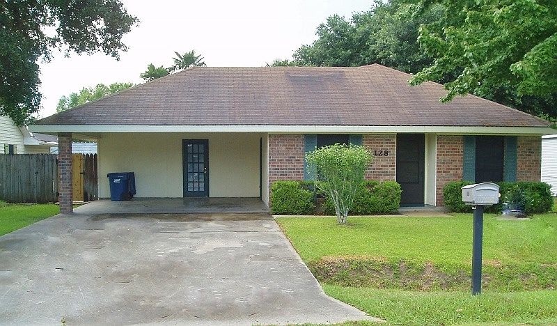 1st image of 128 Sea Pines Dr
