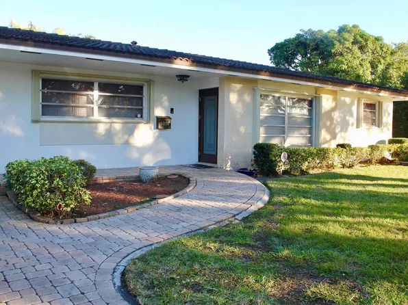 14131 Cypress Court, Miami Lakes, FL 33014