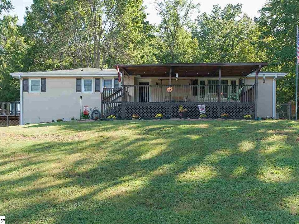 1st image of 208 Traynham Blvd