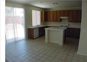 4th image of 12628 Lasselle St