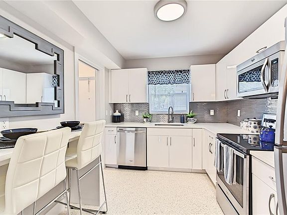 3rd image of 2190 NE 51st Ct APT 104