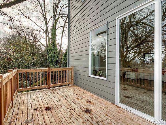 3rd image of 12840 26th Ave S