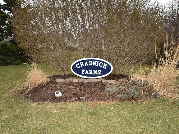 4th image of 8691 Saddlewood Dr