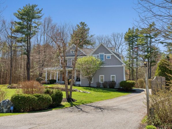 139 Rivers Edge Drive, Portland, ME 04102