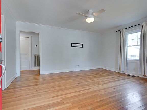 2nd image of 316 7th Ave