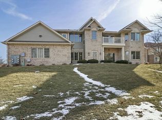 9270 66th Ave UNIT 71, Pleasant Prairie, WI 53158