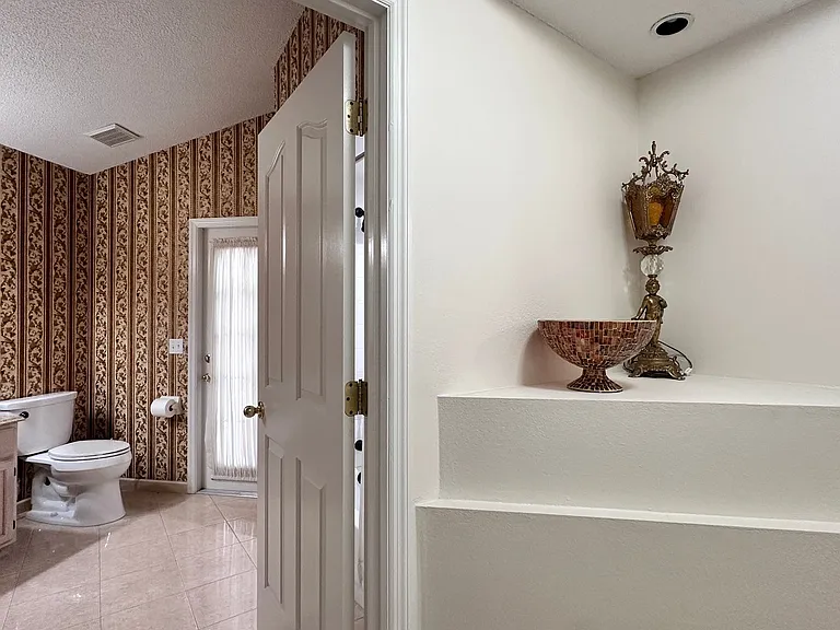 7468 Aprelle Dr — Photo 21