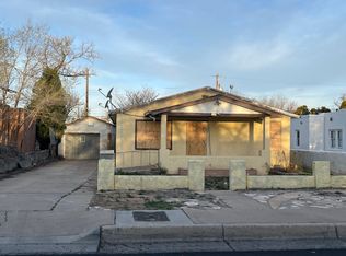137 Chama St NE, Albuquerque, NM 87108