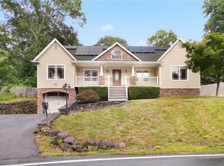 58 Green Rd, West Nyack, NY 10994