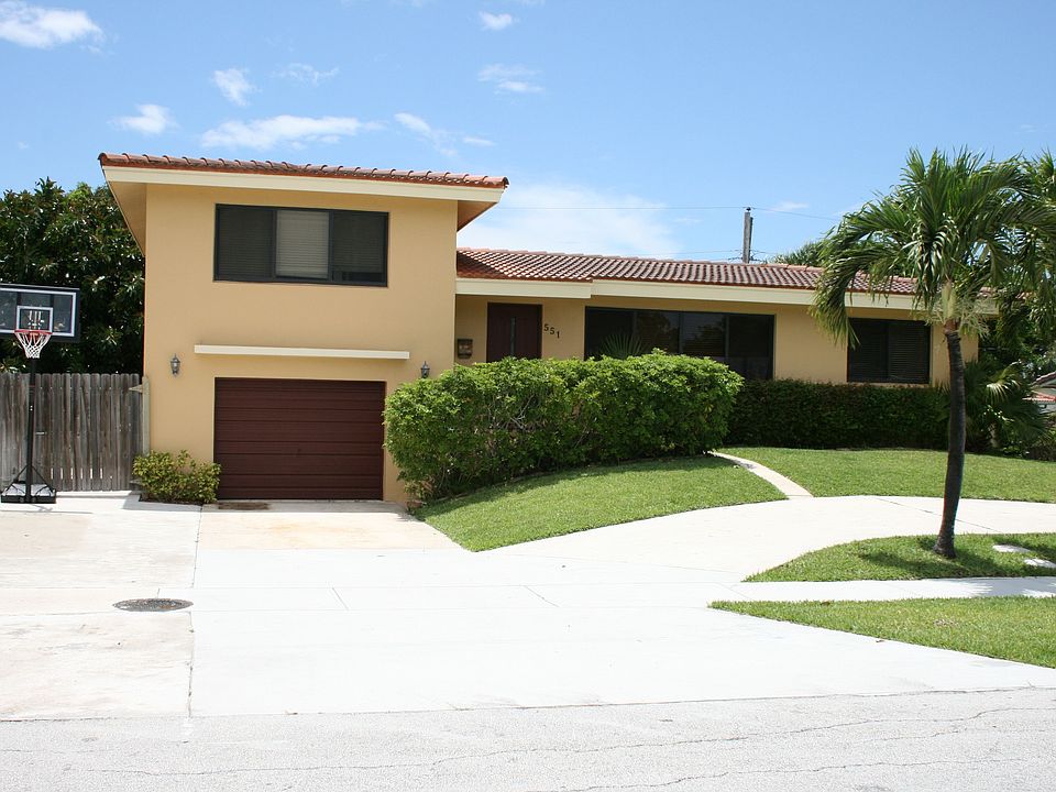 2nd image of 551 NW 14th Ave