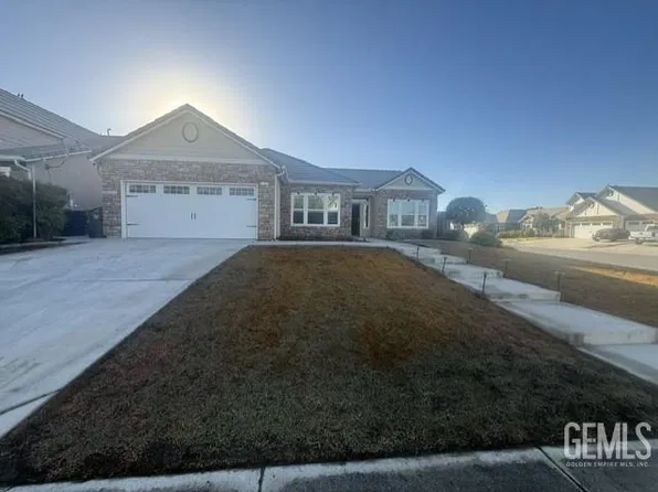 5702 Morning Breeze St, Bakersfield, CA 93314