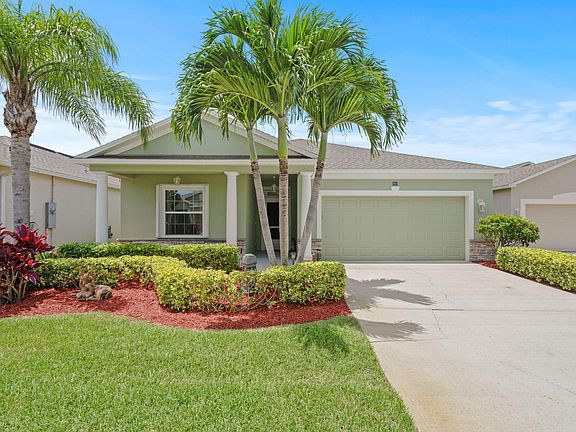 3rd image of 865 Morning Cove Cir SE