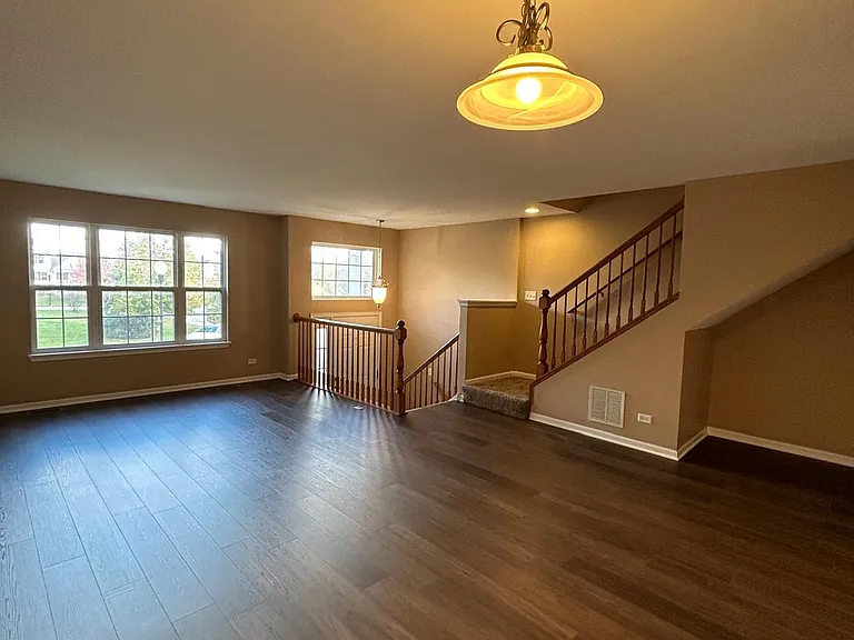 24427 John Adams Dr — Photo 3