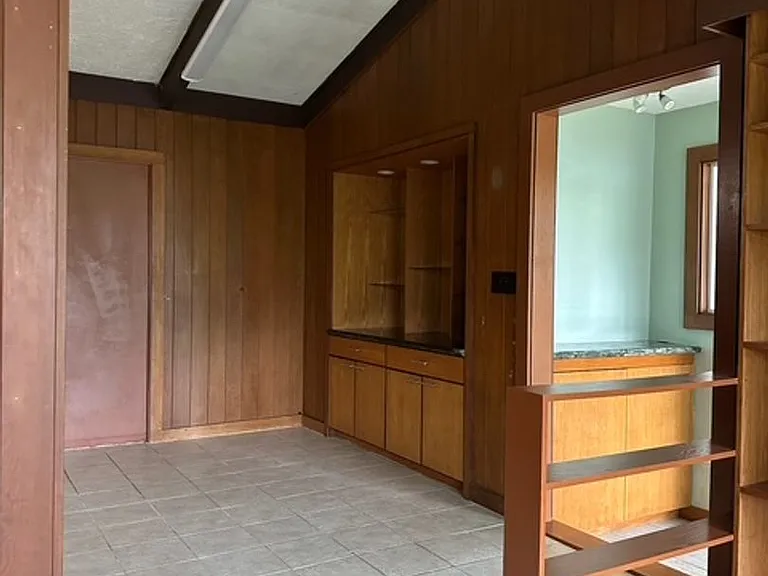 655 Hinano St #A — Photo 6
