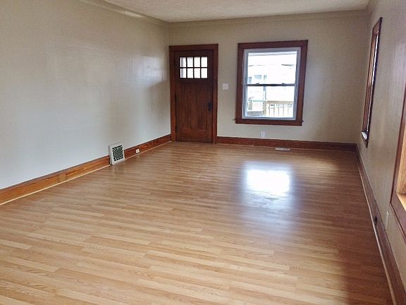 2nd image of 304 S Catherine St