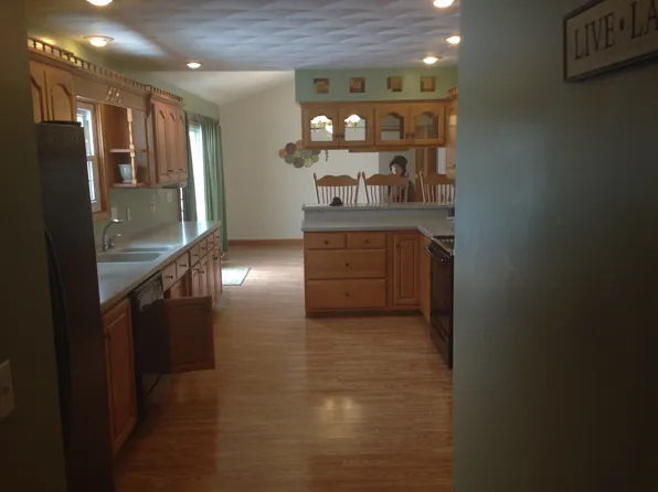 1105 Warren St, Wapakoneta, OH 45895