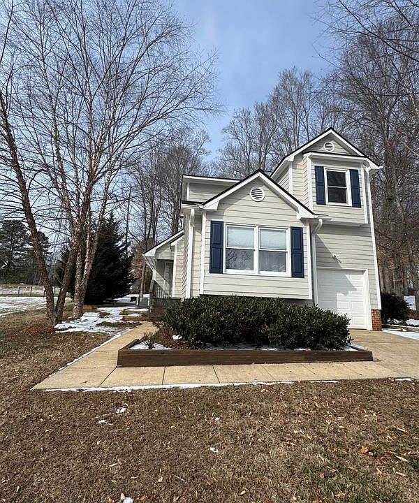 1st image of 4 Stonehouse Ct