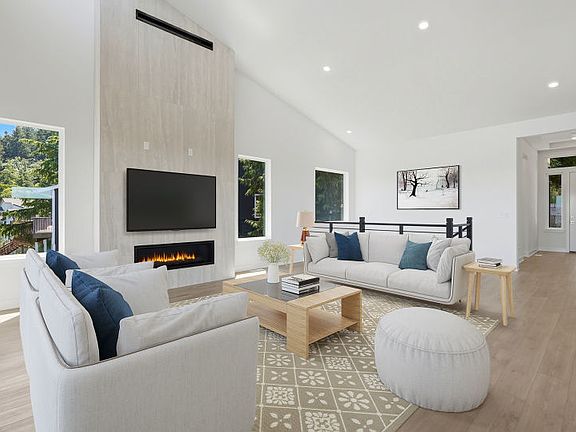 Gorgeous Gathering Room