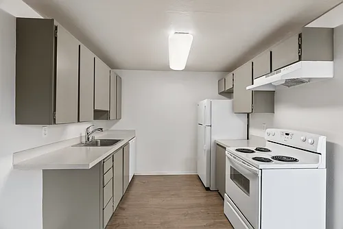 Floor plan 2 Bedroom 1 Bath - End Apt