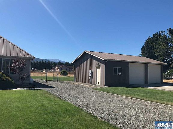3rd image of 471 E Glacier View Dr