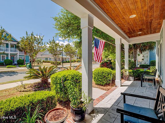 2nd image of 4221 Pine Hollow Drive