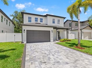 10194 Hodson Pl, Seminole, FL 33776
